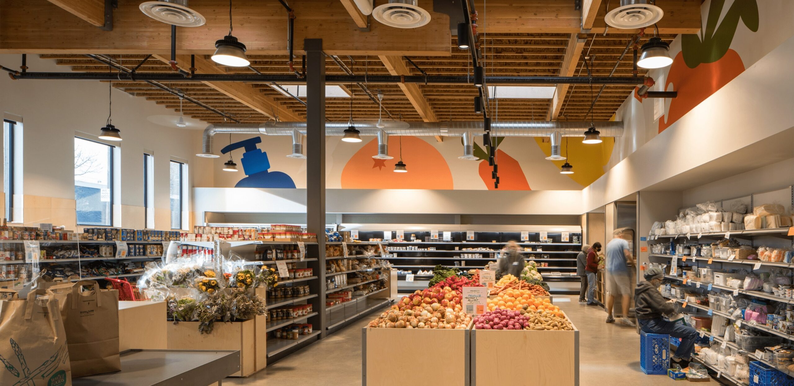 LS2021216_ballardfoodbank_012-2-scaled